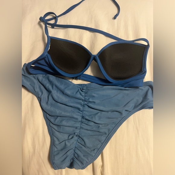 BLUE RUTCHED BIKINI SET - Picture 3 of 3